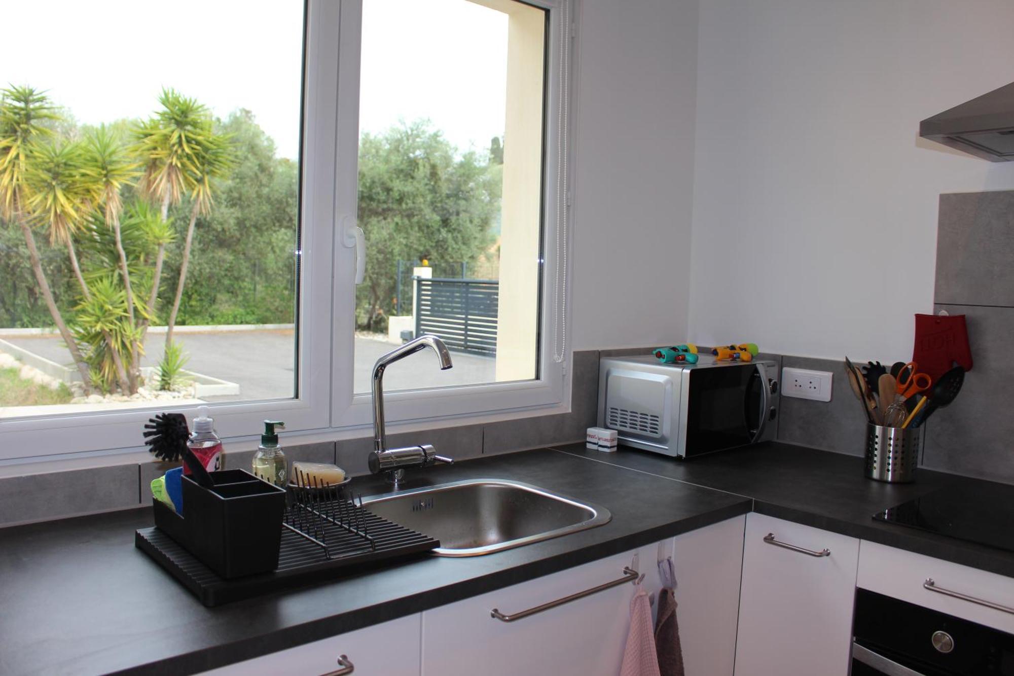 Casa vacanze Petite Maison, Cosy, Sur Les Collines Nicoises *